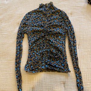 Free people leopard print mock neck ruched top XS